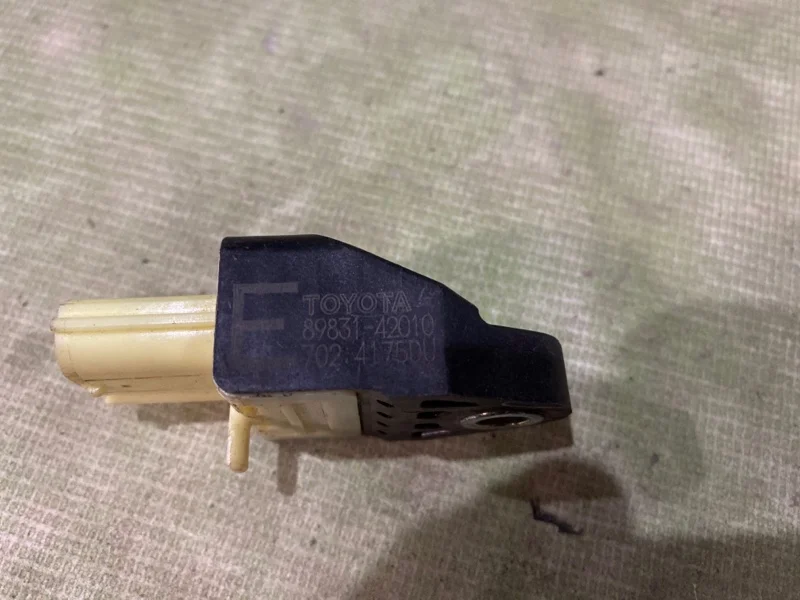 Датчик AIR BAG Toyota Camry 2006-2011 - миниатюра 3