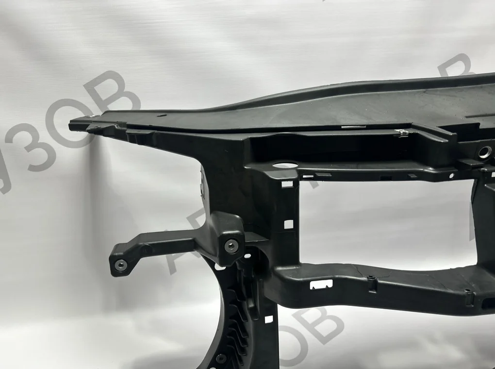 Панель передняя (телевизор) Volkswagen Passat 2008-2012 - миниатюра 3