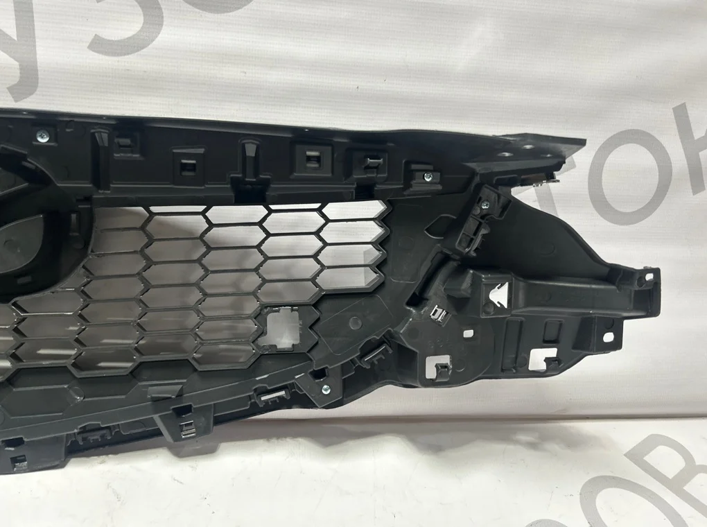 Решетка радиатора Mazda CX-5 2011-2015 - миниатюра 10