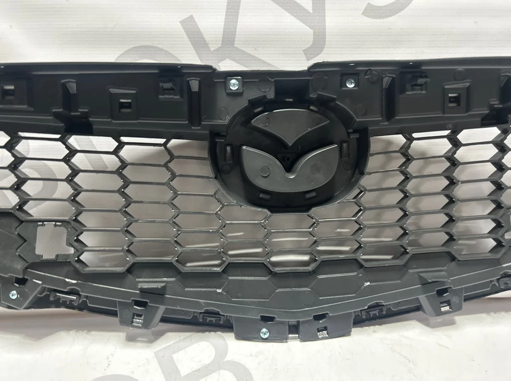 Решетка радиатора Mazda CX-5 2011-2015 - миниатюра 9
