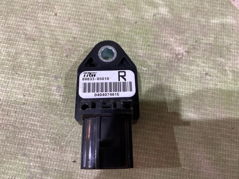 Датчик AIR BAG Toyota Avensis 2003-2008 - миниатюра 2