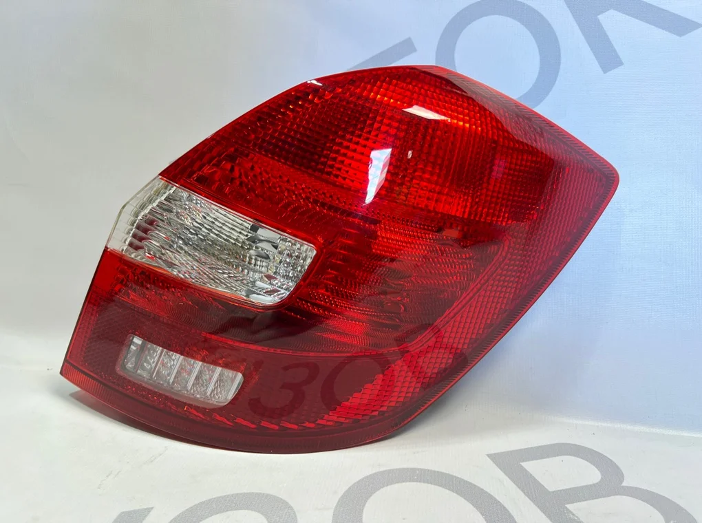 Фонарь задний правый Skoda Fabia 2007-2015 - миниатюра 5