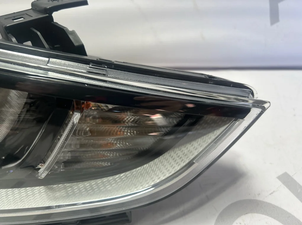 Фара правая Hyundai Solaris 2017-2020 - миниатюра 3
