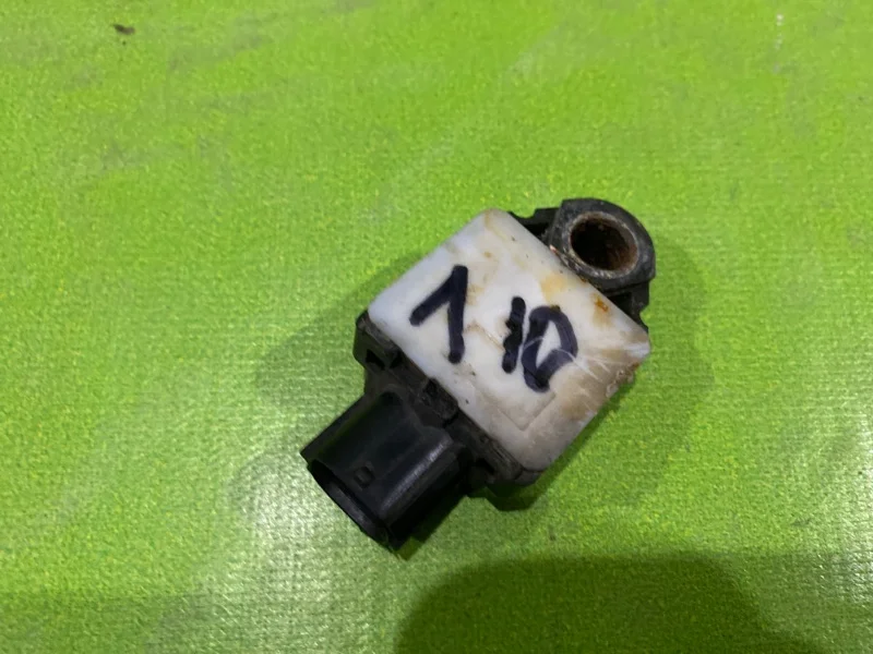 Датчик AIR BAG Mitsubishi Lancer 2007- - миниатюра 2
