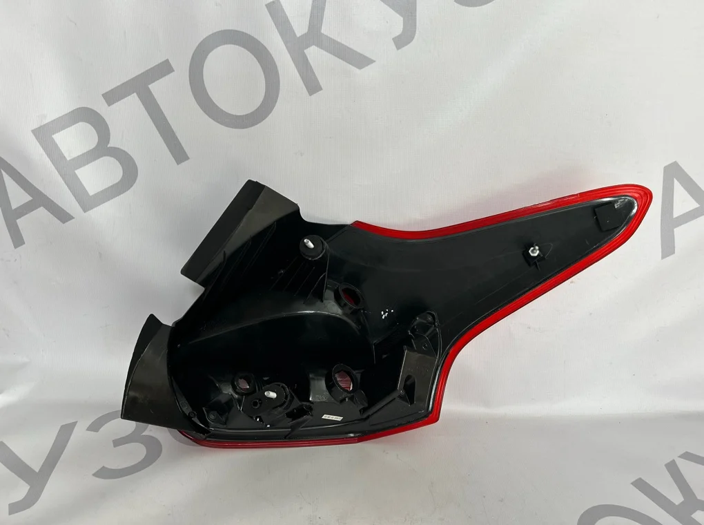 Фонарь задний левый Ford Focus 2011-2015 - миниатюра 7