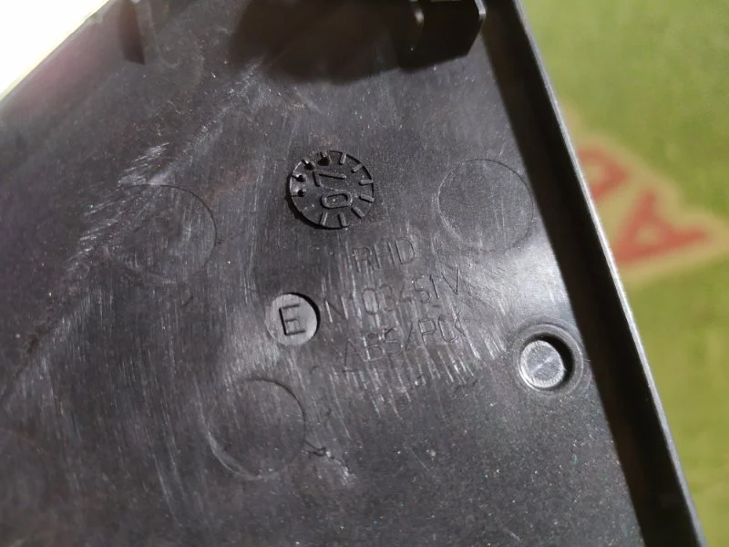 Накладка (кузов внутри) Nissan Note 2006-2013 - миниатюра 3