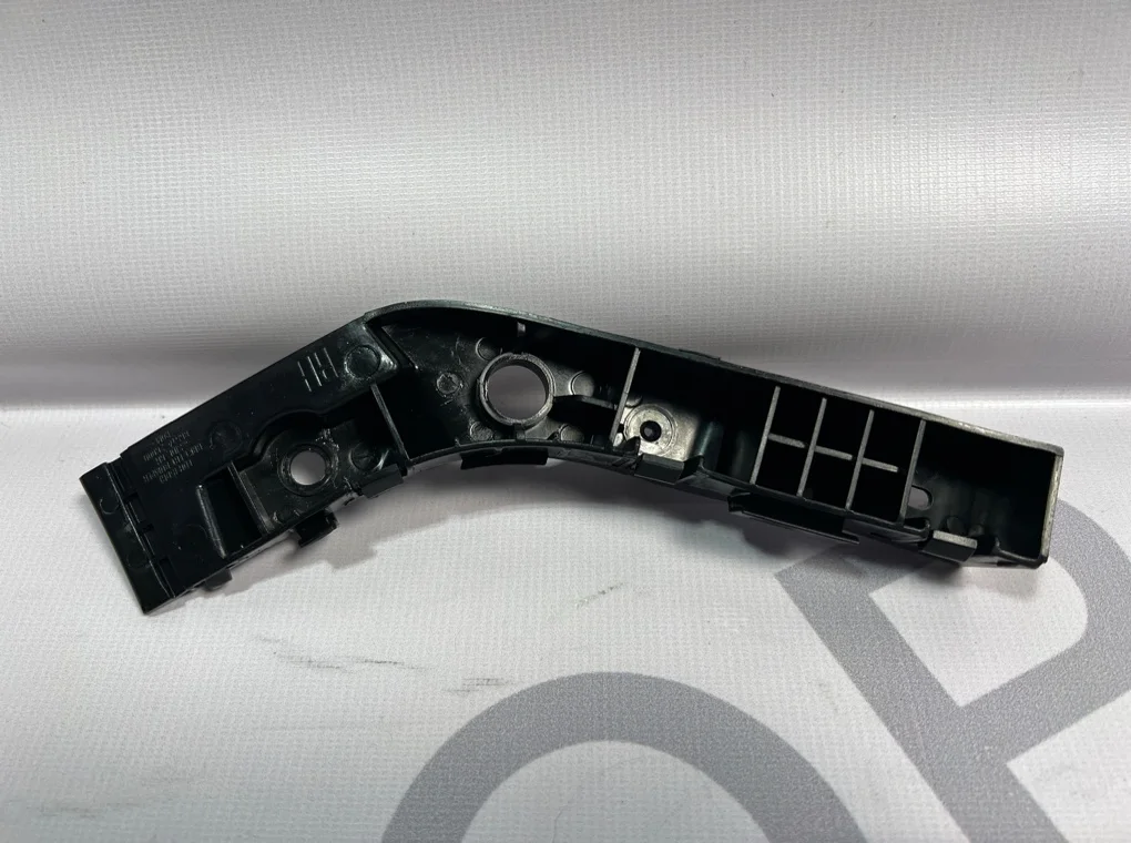 Кронштейн переднего бампера правый Hyundai i30 2007-2012 - миниатюра 7