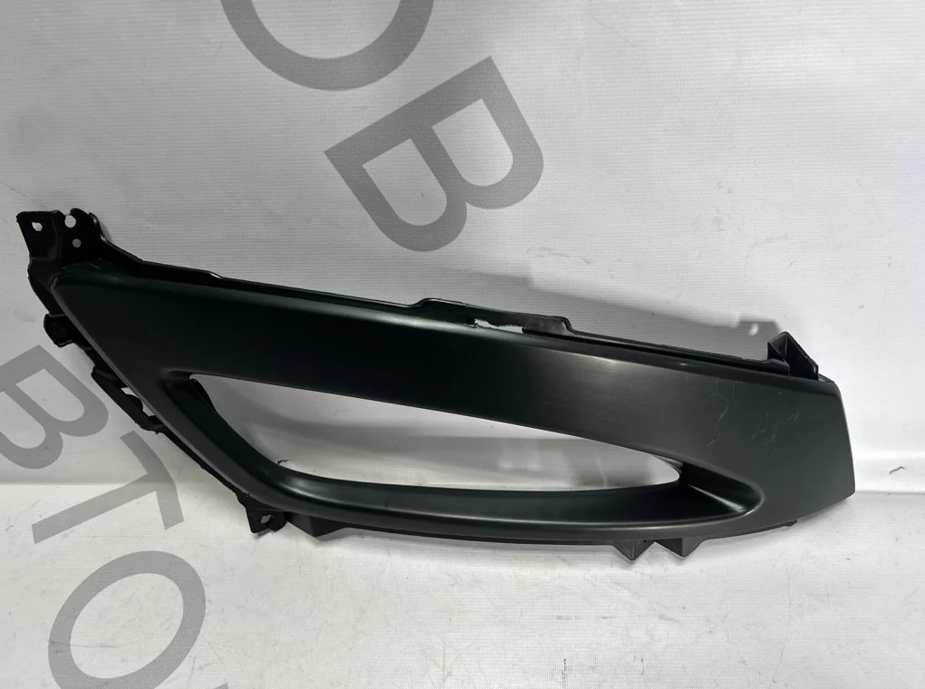 Рамка противотуманной фары правой Kia Optima 2010-2014 - миниатюра 2