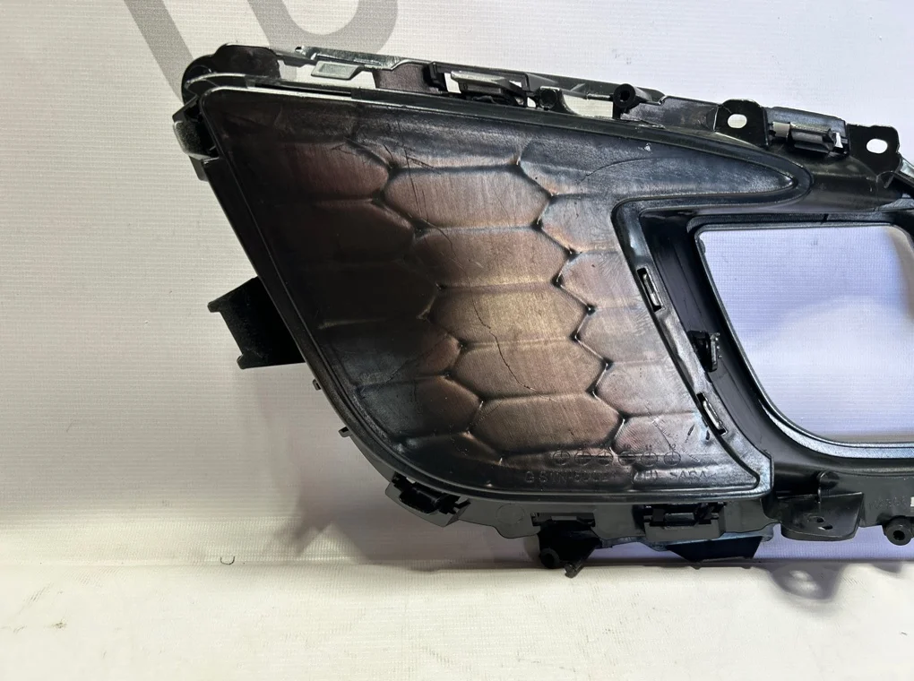 Рамка противотуманной фары левой Mazda 6 2007-2012 - миниатюра 7