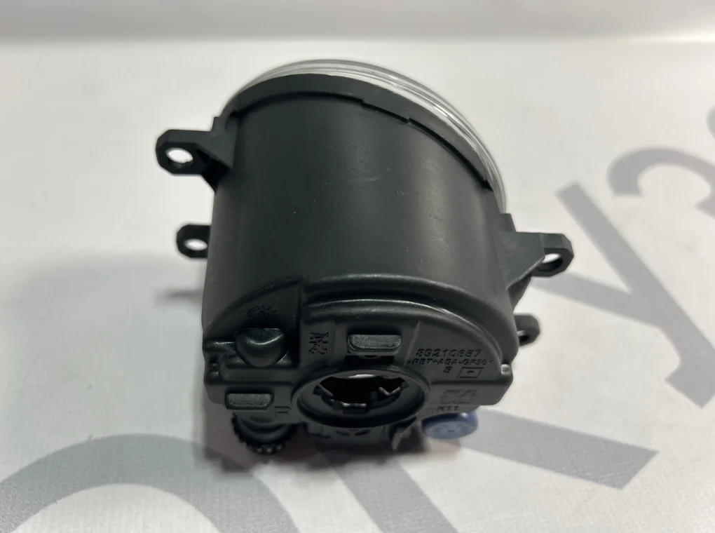Фара противотуманная правая Toyota Camry 2006-2011 - миниатюра 8