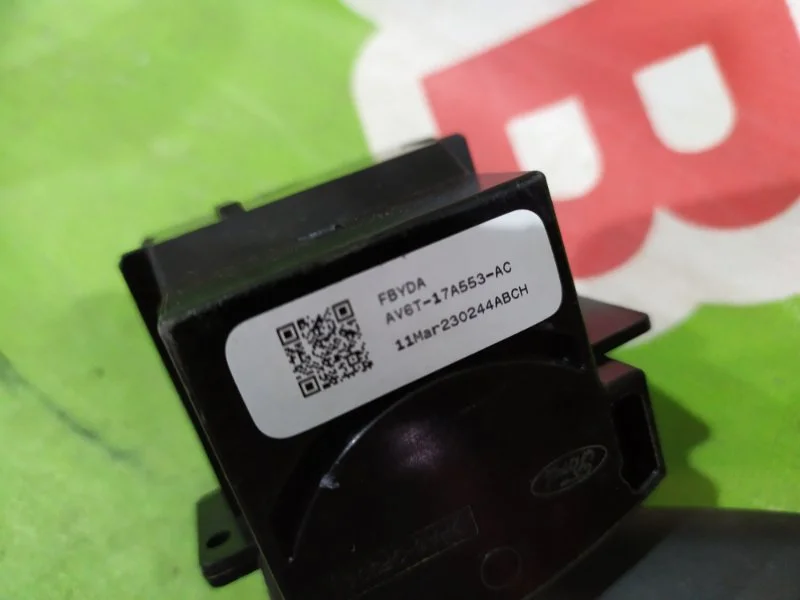 Переключатель стеклоочистителей Ford Focus 2012 - миниатюра 4