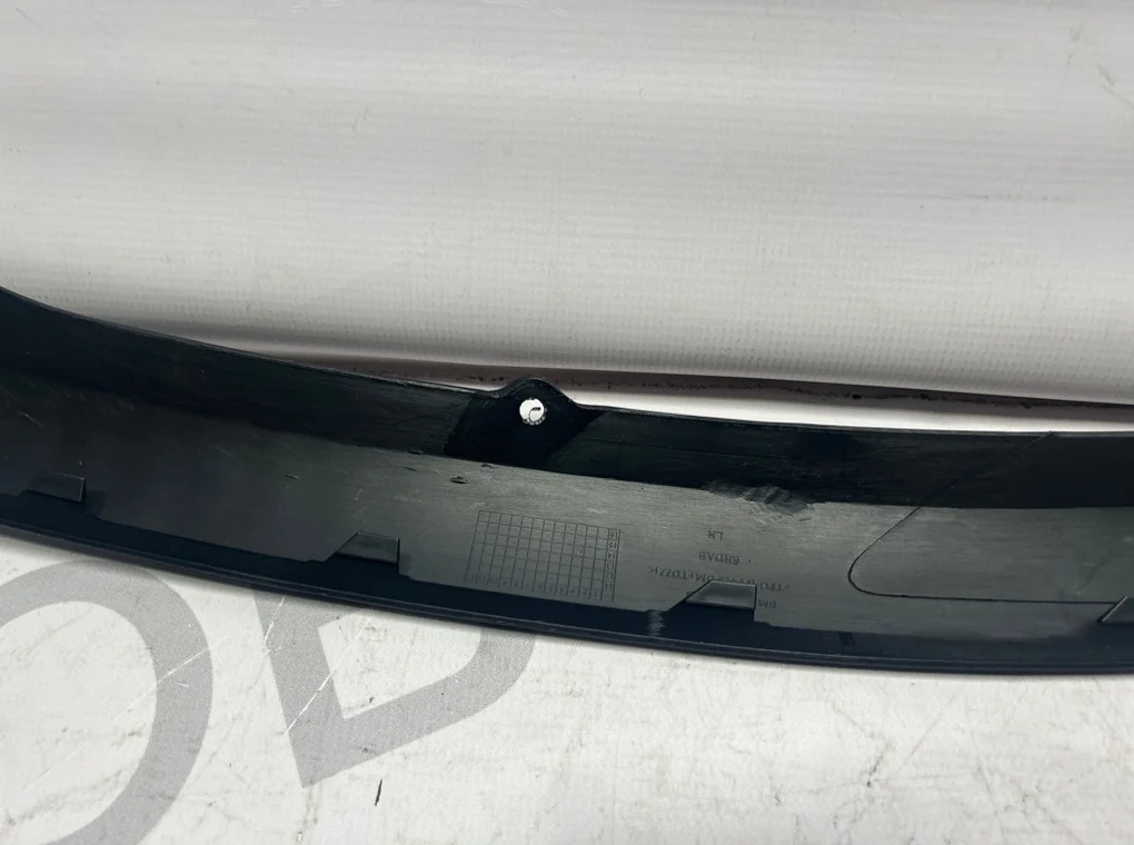 Юбка переднего бампера Ford Focus 2011-2015 - миниатюра 8