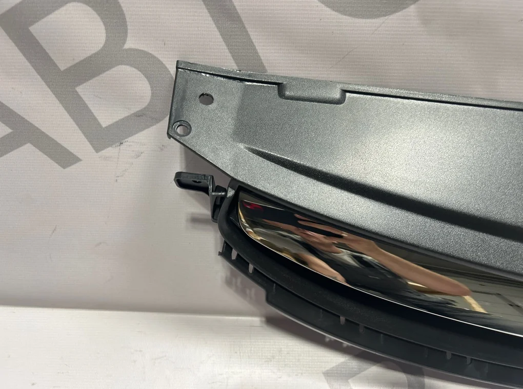 Решетка радиатора Hyundai Elantra 2011-2014 - миниатюра 3