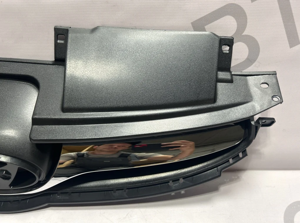 Решетка радиатора Hyundai Elantra 2011-2014 - миниатюра 5