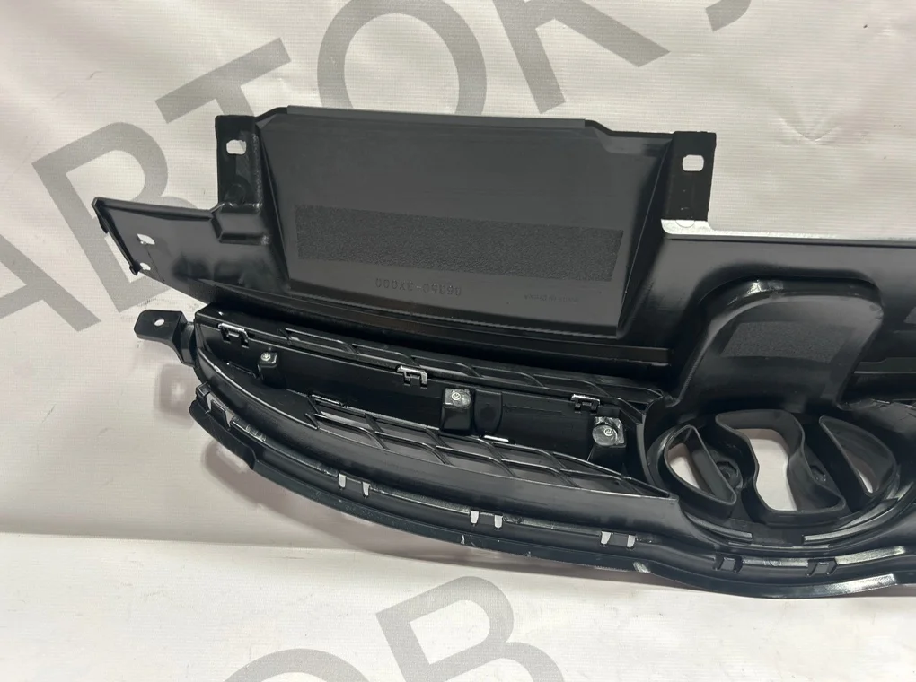 Решетка радиатора Hyundai Elantra 2011-2014 - миниатюра 7