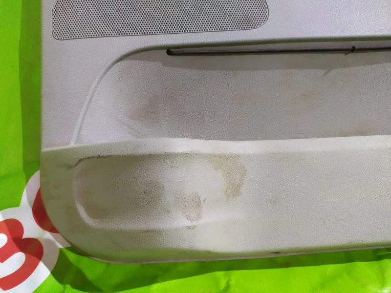 Обшивка двери передней правой Skoda Fabia 2007-2015 - миниатюра 3