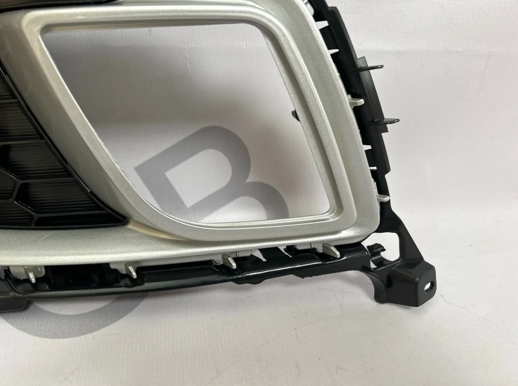 Рамка противотуманной фары правой Mazda 6 2007-2012 - миниатюра 5