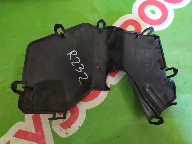 Накладка (кузов внутри) Ford Focus 2011-2019 - миниатюра 2