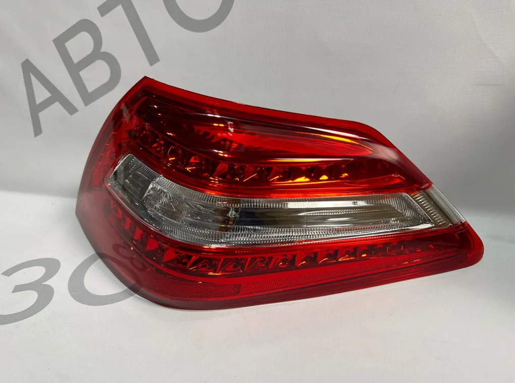 Фонарь задний правый Nissan Teana 2008-2011 - миниатюра 3