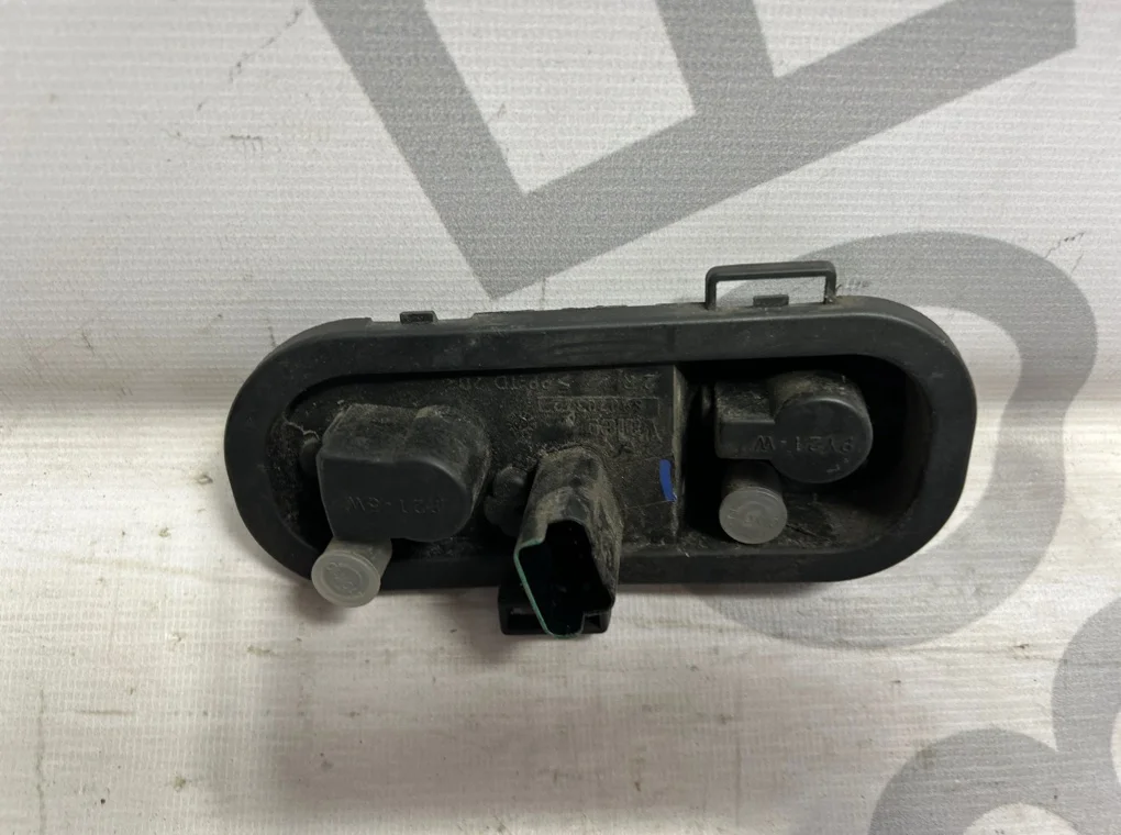 Плата фонаря заднего правого Nissan Qashqai 2006-2010 - миниатюра 2