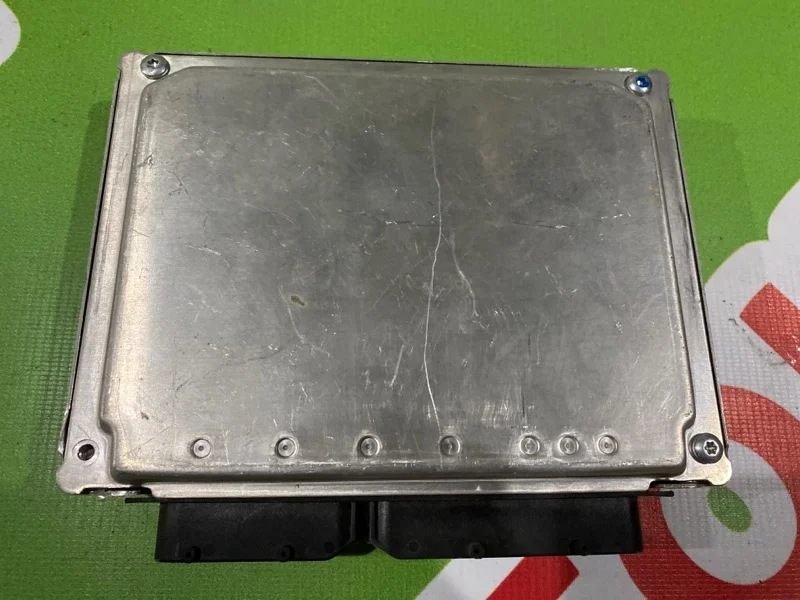 Блок электронный Volkswagen Touareg 2002-2010 - миниатюра 2