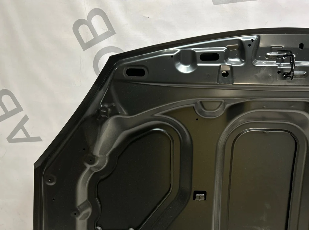 Капот Renault Sandero 2009-2014 - миниатюра 8