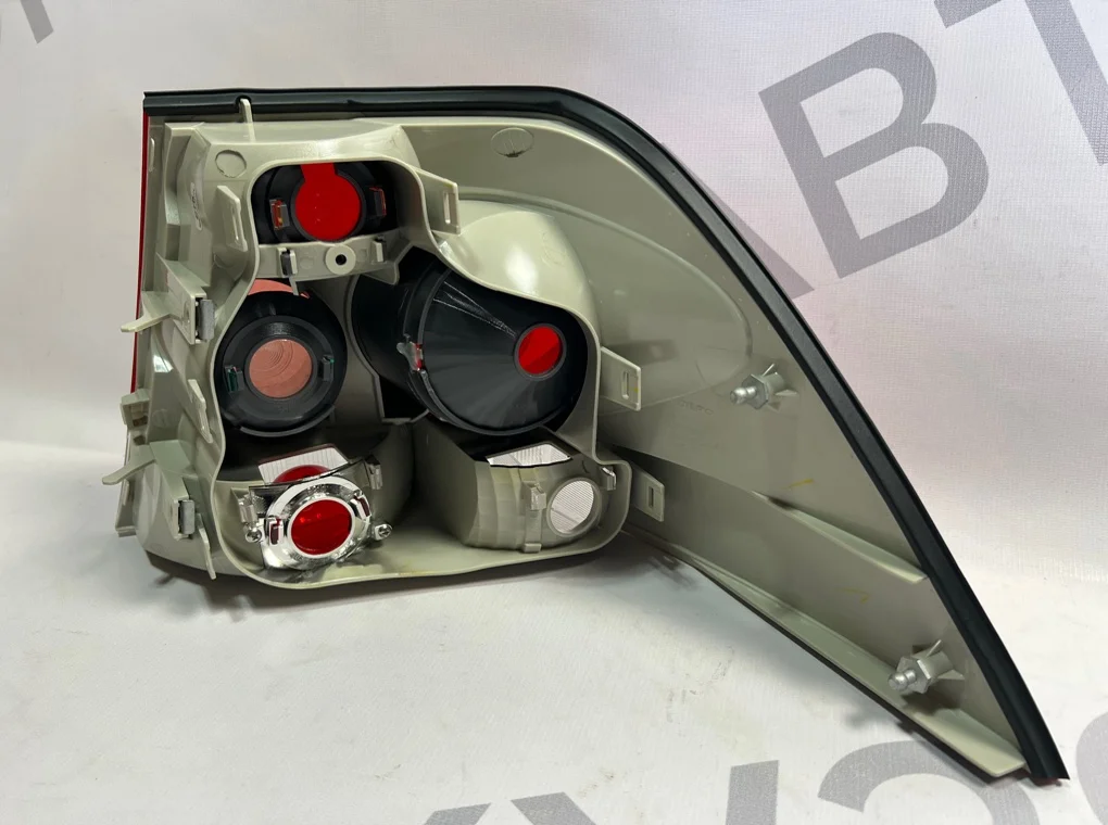 Фонарь задний левый Opel Astra 2007-2010 - миниатюра 9