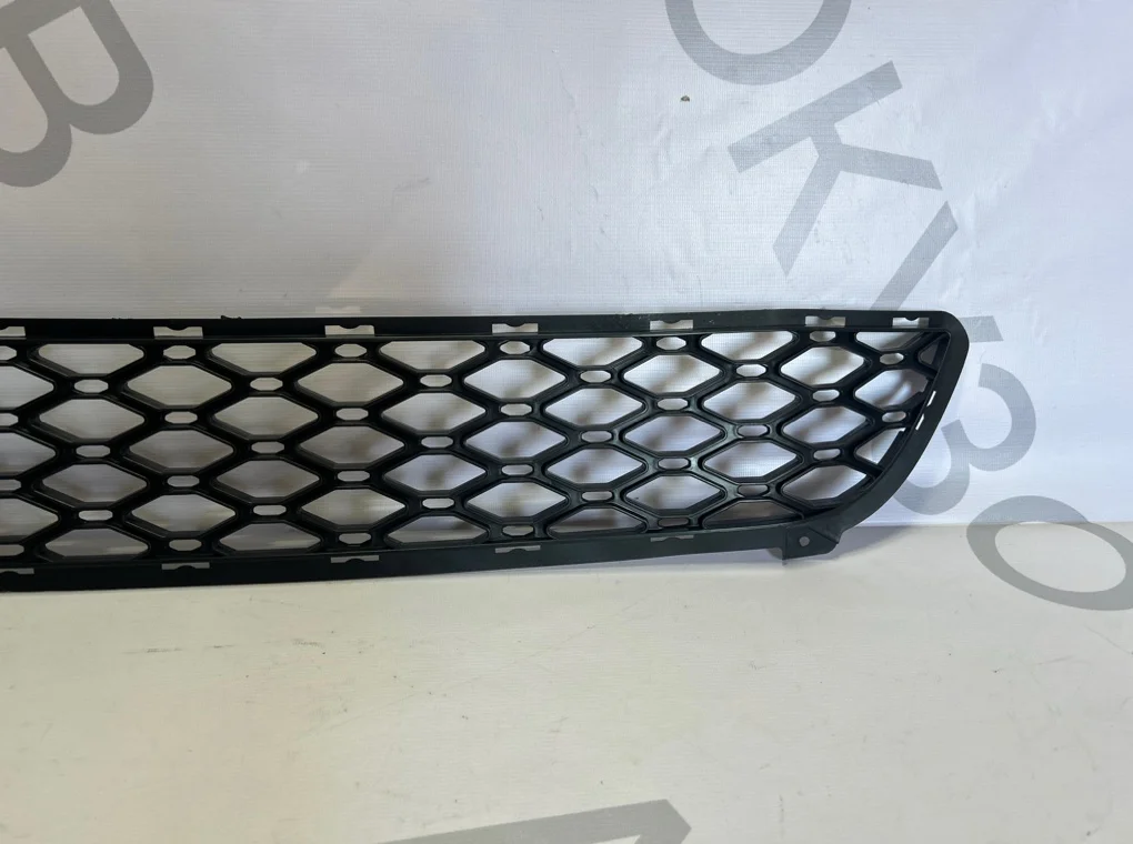 Решетка в бампер центральная Kia Rio 2009-2011 - миниатюра 5