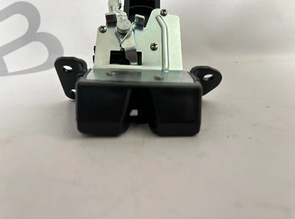 Замок багажника Kia Ceed 2012-2017 - миниатюра 2