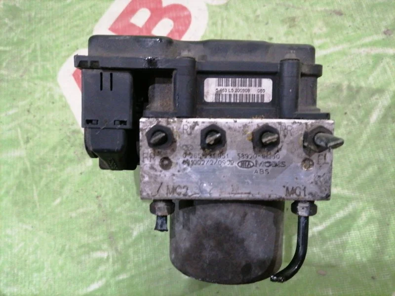 Блок ABS (насос) Kia Ceed 2007-2012 - миниатюра 2