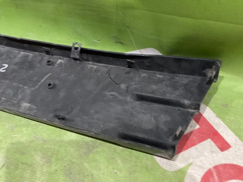 Накладка переднего бампера Ford Kuga 2012-2019 - миниатюра 5