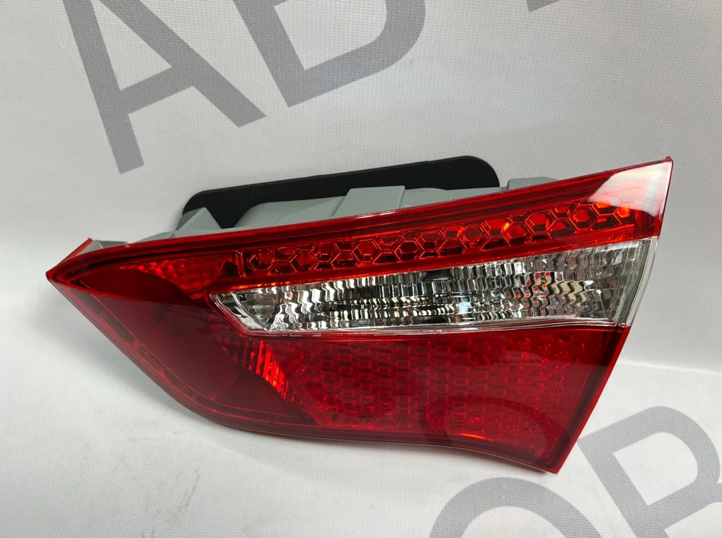 Фонарь задний правый внутренний Kia Rio 2011-2015 - миниатюра 5