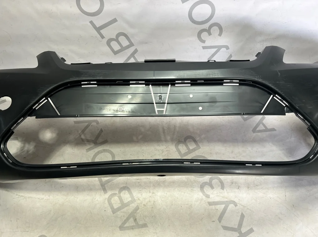 Бампер передний Ford Focus 2008-2011 - миниатюра 4