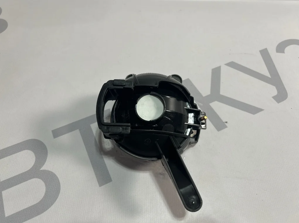 Фара противотуманная правая Chevrolet Cruze 2009-2013 - миниатюра 5