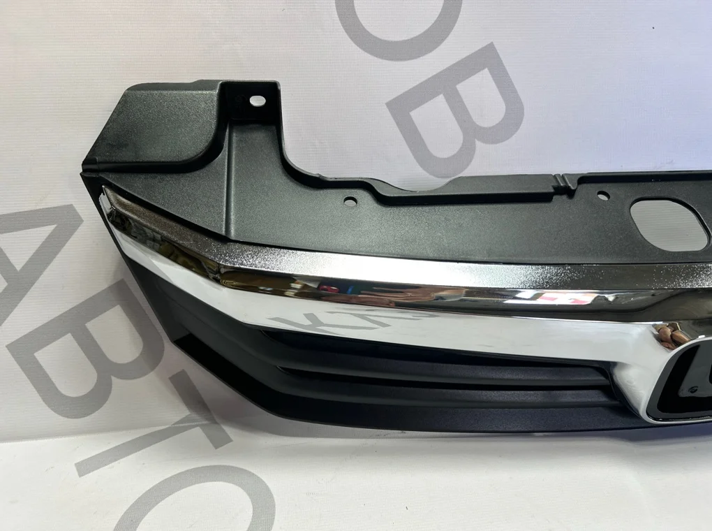 Решетка радиатора Honda Civic 2011-2013 - миниатюра 4
