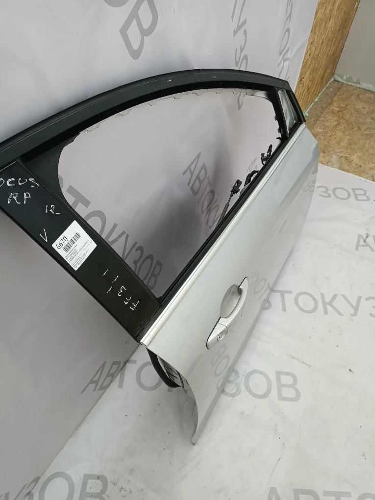 Дверь передняя правая Ford Focus 2011- - миниатюра 2