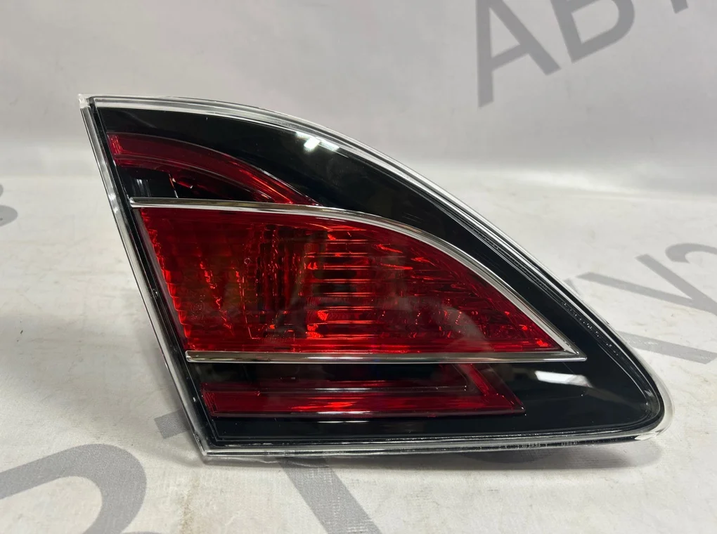 Фонарь задний левый внутренний Mazda 6 2007-2009 - изображение 1