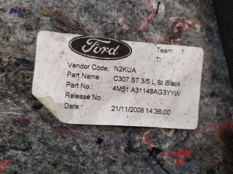 Обшивка багажника Ford Focus 2005-2011 - миниатюра 4
