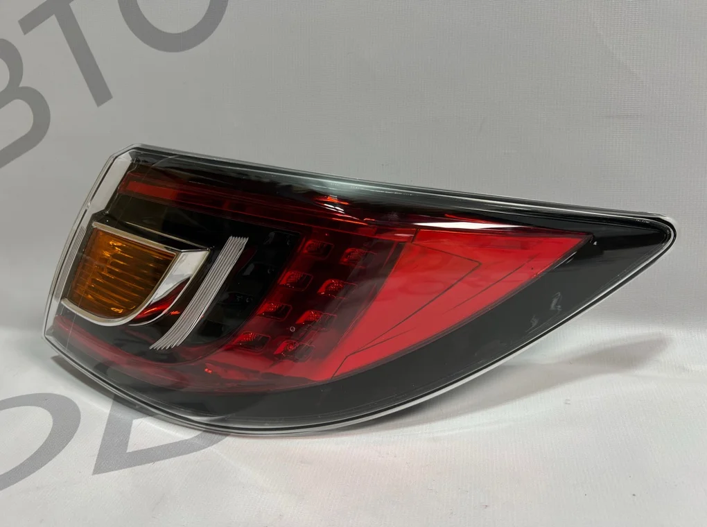 Фонарь задний правый наружный Mazda 6 2007-2009 - миниатюра 3