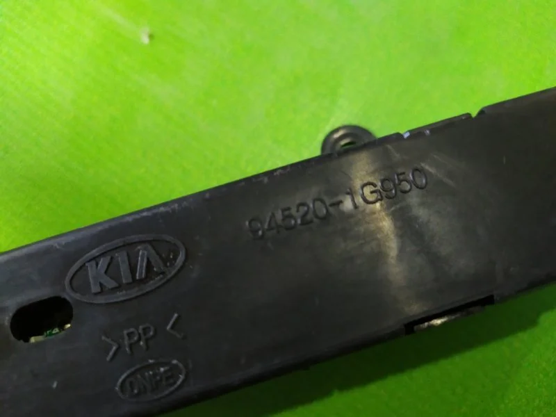 Часы Kia Rio 2005-2011 - миниатюра 4