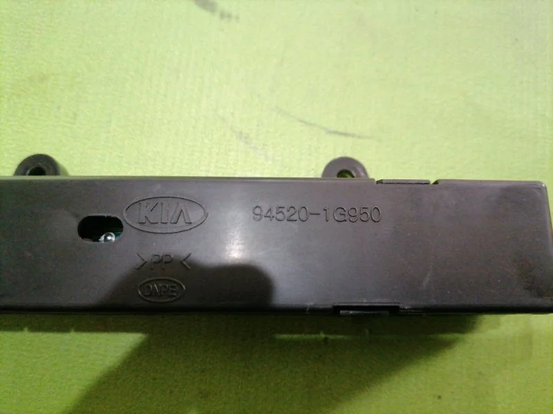 Часы Kia Rio 2005-2011 - миниатюра 8
