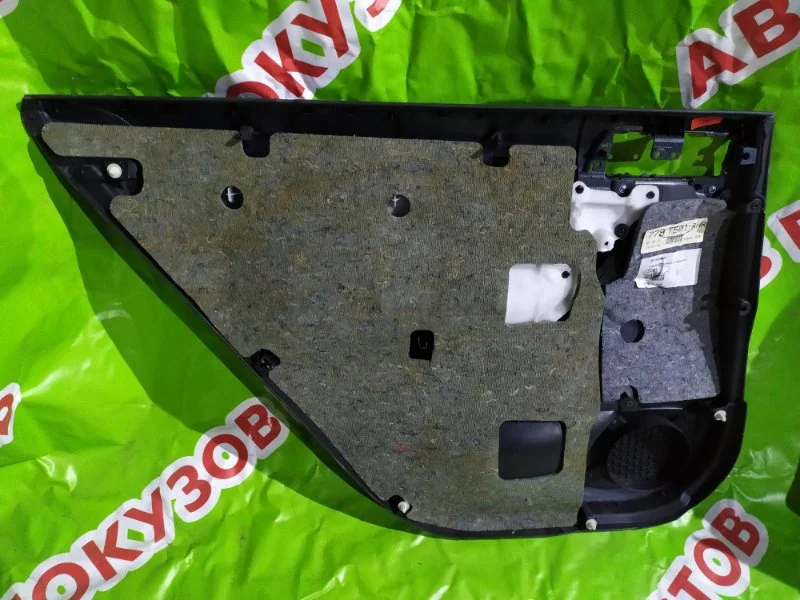 Обшивка двери задней правой Toyota Avensis 2003-2008 - миниатюра 3