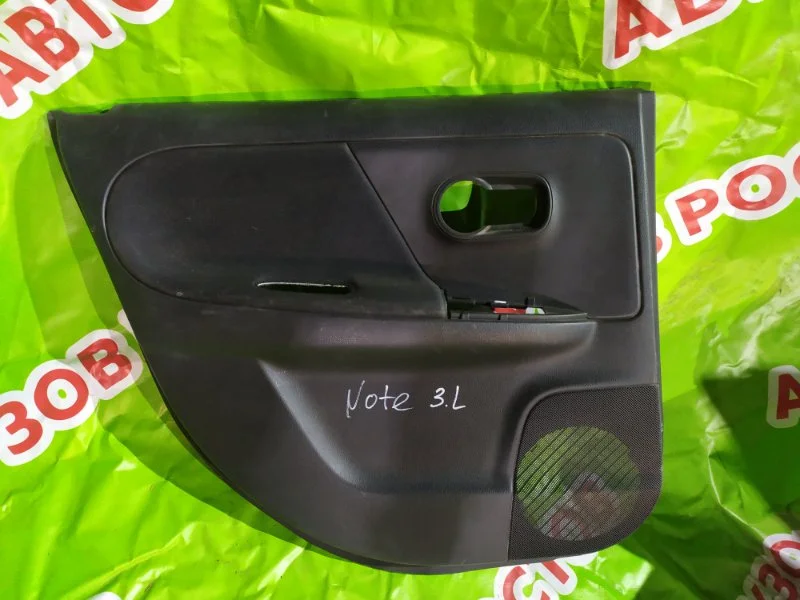Обшивка двери задней левой Nissan Note 2006-2013 - изображение 1