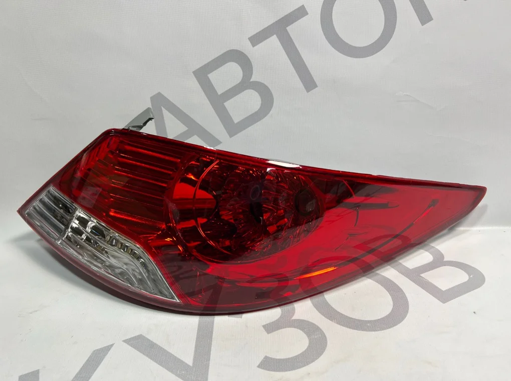 Фонарь задний правый Hyundai Solaris 2010-2014 - миниатюра 4