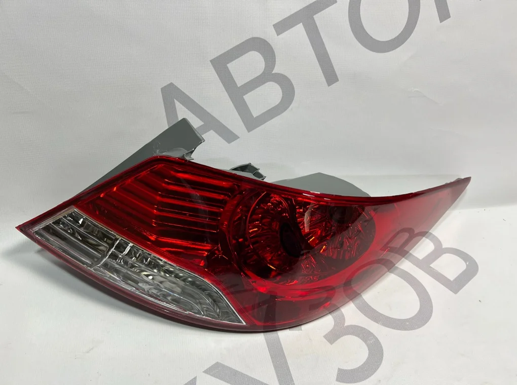 Фонарь задний правый Hyundai Solaris 2010-2014 - миниатюра 6
