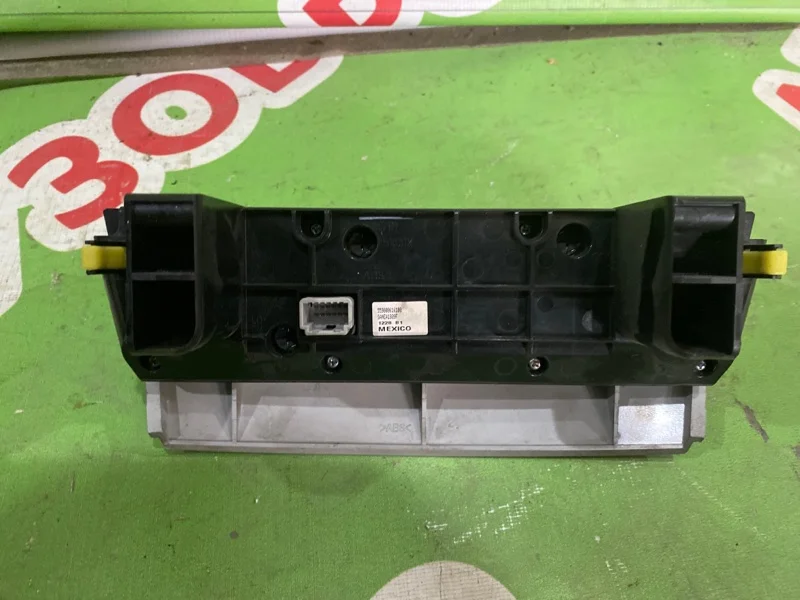 Блок управления климатической установкой Toyota Camry 2006-2011 - миниатюра 3