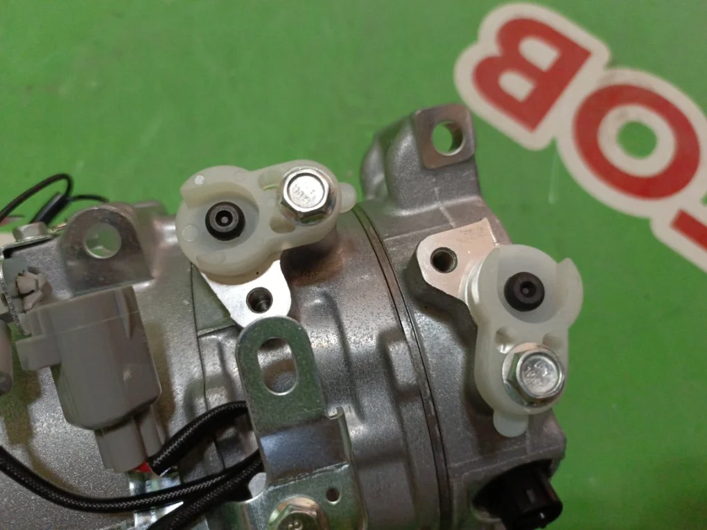 Компрессор кондиционера Toyota Camry 2006-2011 - миниатюра 3