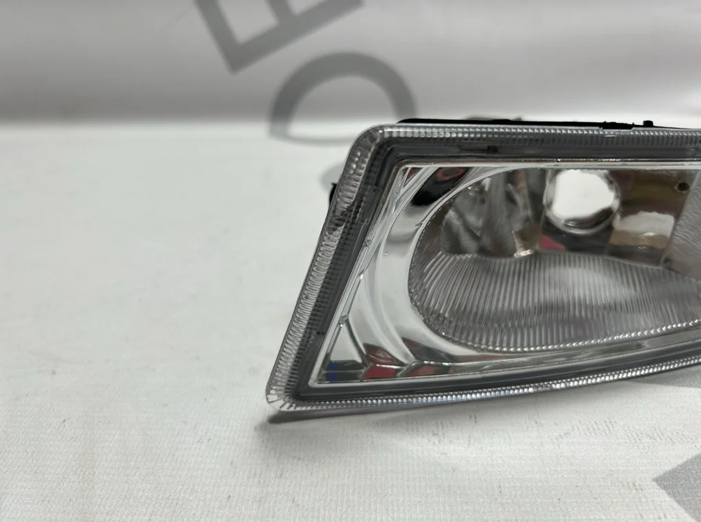 Фара противотуманная левая Honda Civic 2006-2008 - миниатюра 3