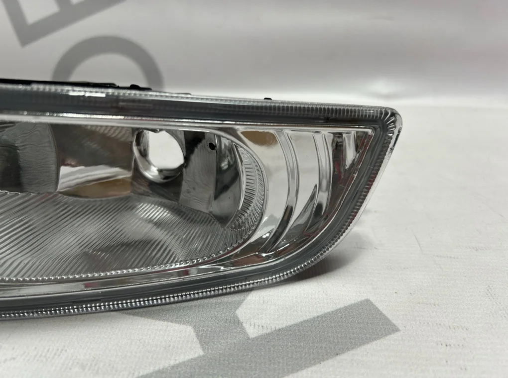 Фара противотуманная левая Honda Civic 2006-2008 - миниатюра 4