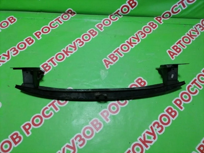 Усилитель переднего бампера Volkswagen Golf 2003-2009 - миниатюра 4